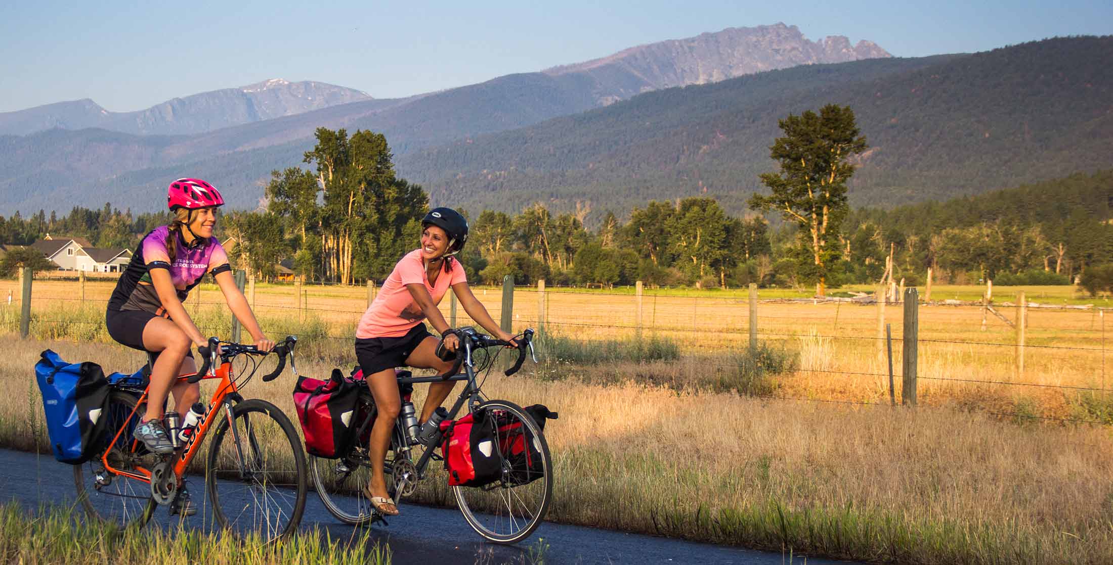 Cyclists on the Bitterroot Trail